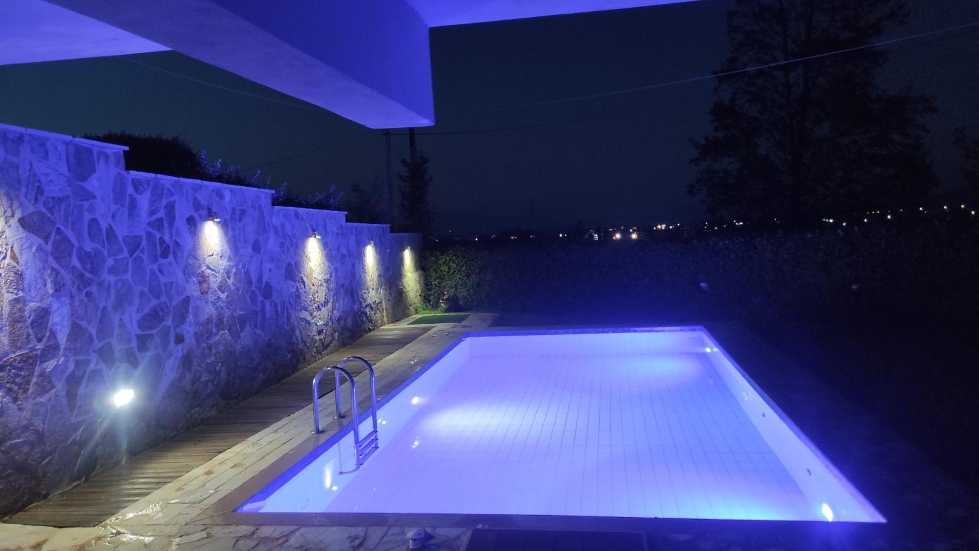 Apartment With Private Pool Kiáton Esterno foto